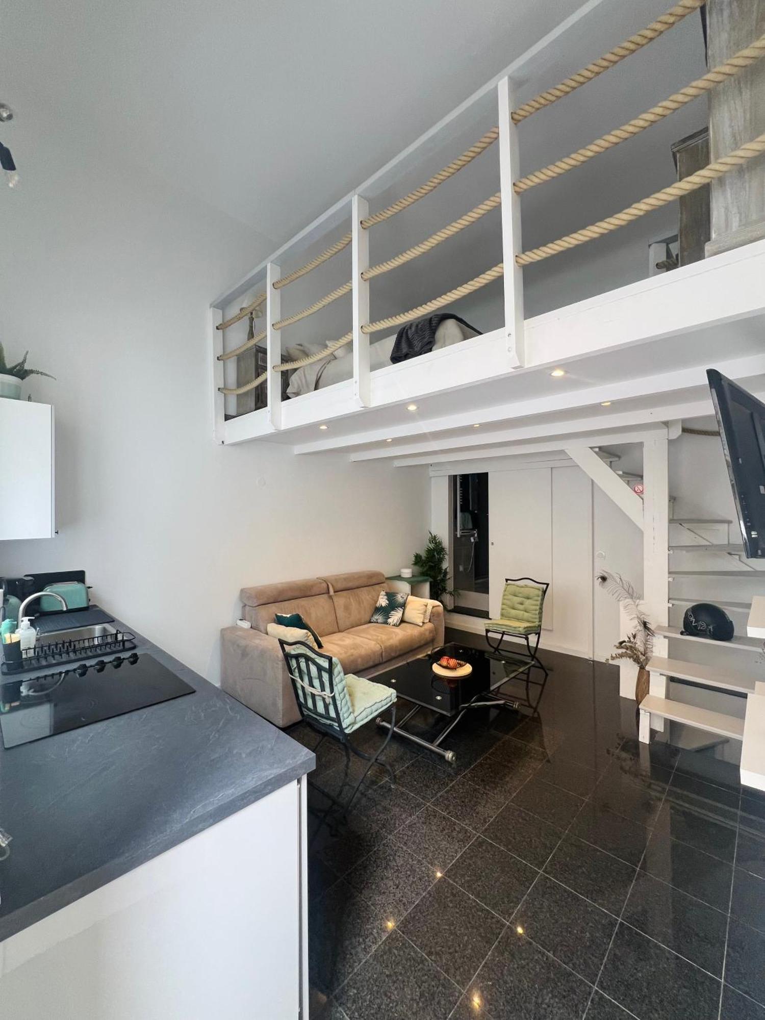 Justloft Triplex